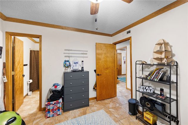 806 Avenue 8 SE, Atkins, AR 72823