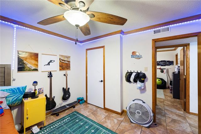 806 Avenue 8 SE, Atkins, AR 72823