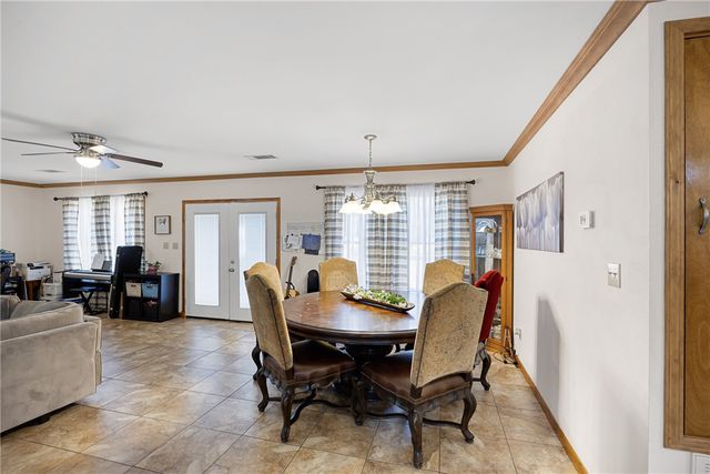 806 Avenue 8 SE, Atkins, AR 72823