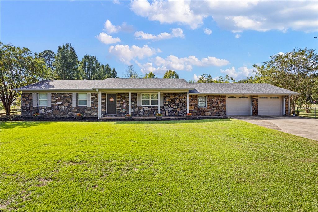 806 Avenue 8 SE, Atkins, AR 72823