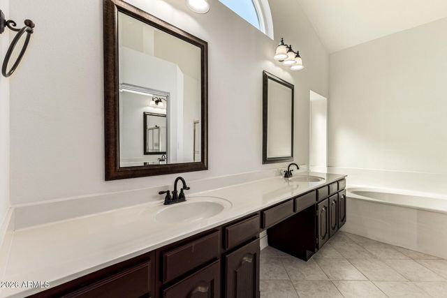 757 E COURTNEY Lane, Tempe, AZ 85284