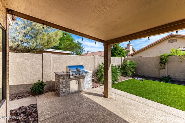 757 E COURTNEY Lane, Tempe, AZ 85284