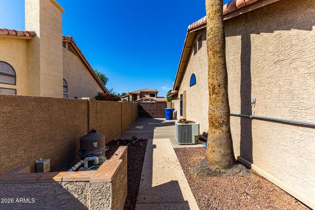 757 E COURTNEY Lane, Tempe, AZ 85284