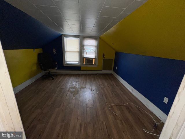 6842 WALDORF AVE, Pennsauken, NJ 08110