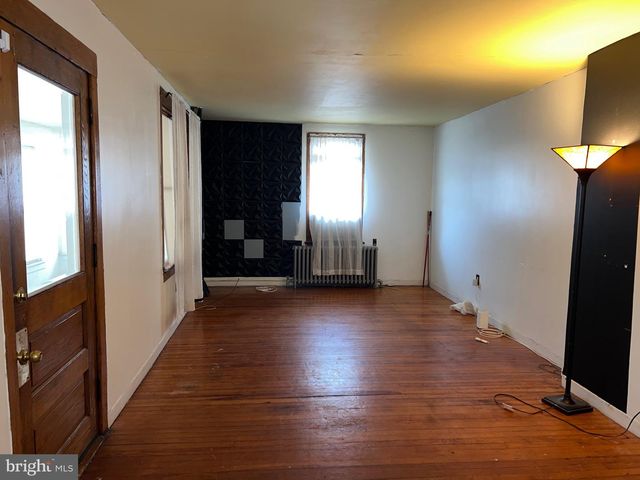 6842 WALDORF AVE, Pennsauken, NJ 08110