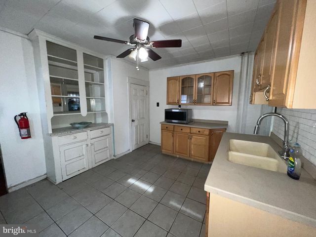 6842 WALDORF AVE, Pennsauken, NJ 08110