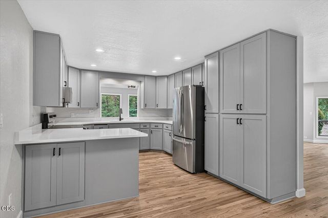 791 Oregon 238, Jacksonville, OR 97530