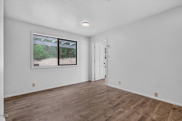 791 Oregon 238, Jacksonville, OR 97530