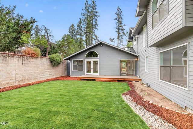 791 Oregon 238, Jacksonville, OR 97530