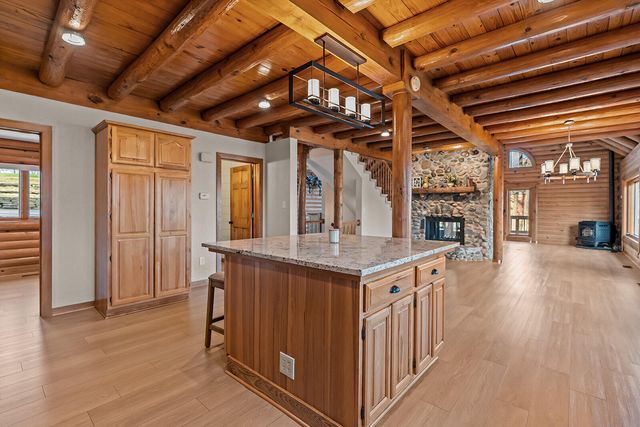 1961 W Finley River Drive, Nixa, MO 65714