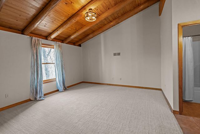 1961 W Finley River Drive, Nixa, MO 65714