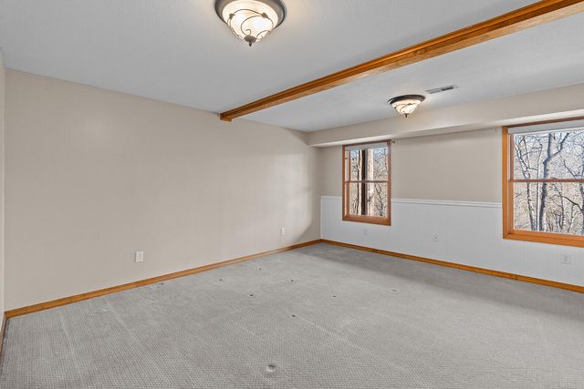 1961 W Finley River Drive, Nixa, MO 65714