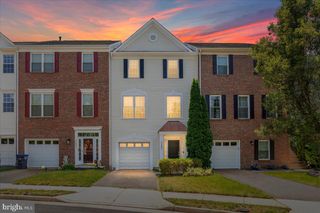21665 KINGS CROSSING TER, Ashburn, VA 20147