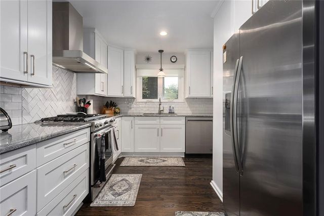 7327 Hardy Street, Overland Park, KS 66204