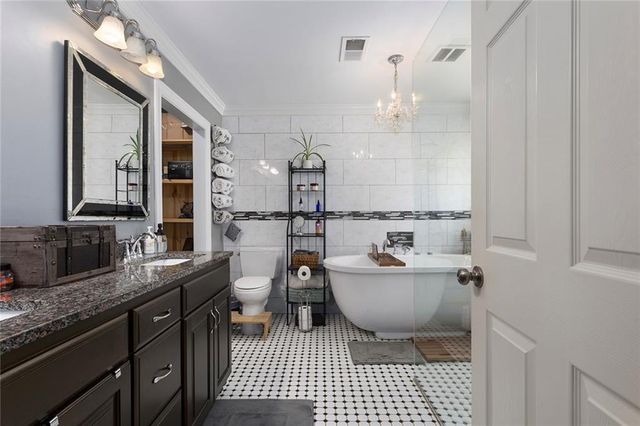 7327 Hardy Street, Overland Park, KS 66204