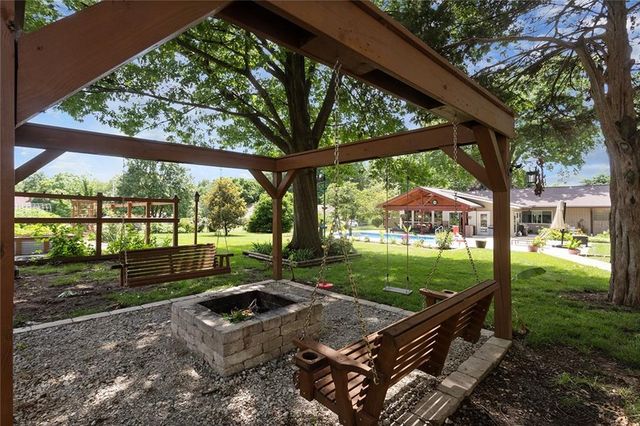 7327 Hardy Street, Overland Park, KS 66204