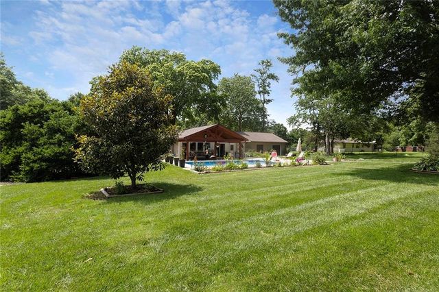7327 Hardy Street, Overland Park, KS 66204