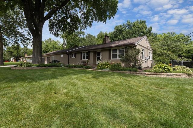 7327 Hardy Street, Overland Park, KS 66204
