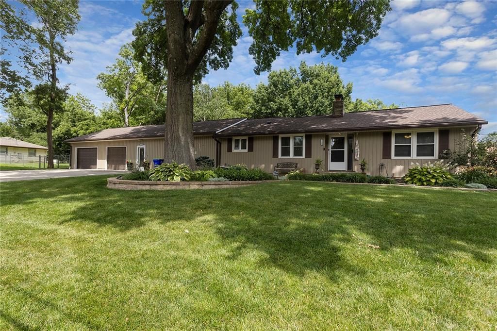 7327 Hardy Street, Overland Park, KS 66204