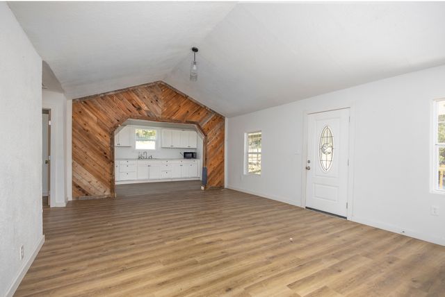 3006 Wagon Train Trail, Granbury, TX 76048