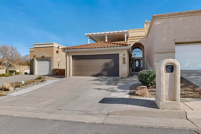 6420 Canterbury NE, Albuquerque, NM 87111