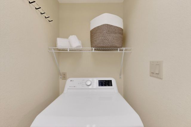 6420 Canterbury NE, Albuquerque, NM 87111