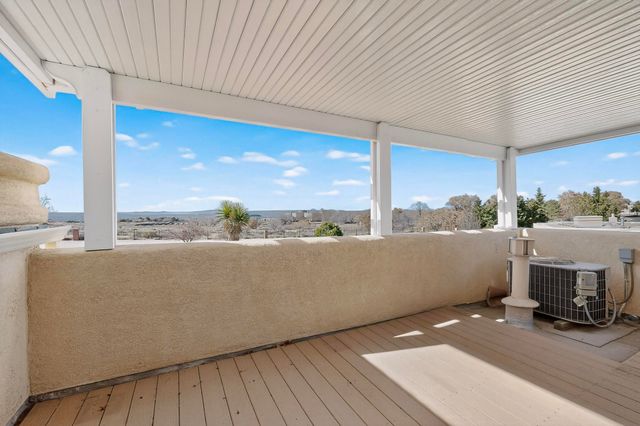 6420 Canterbury NE, Albuquerque, NM 87111