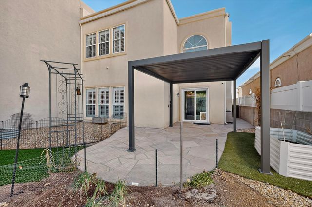 6420 Canterbury NE, Albuquerque, NM 87111