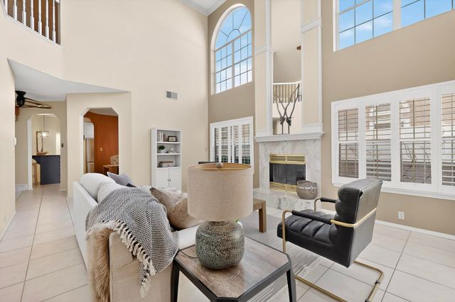 6420 Canterbury NE, Albuquerque, NM 87111