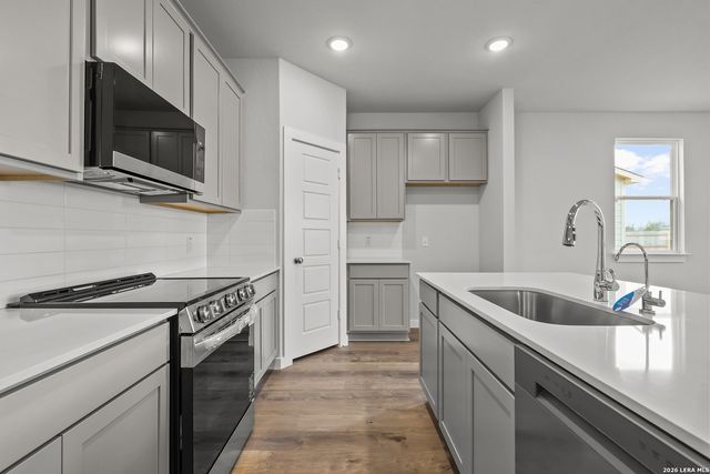 8318 Rocket View, San Antonio, TX 78263