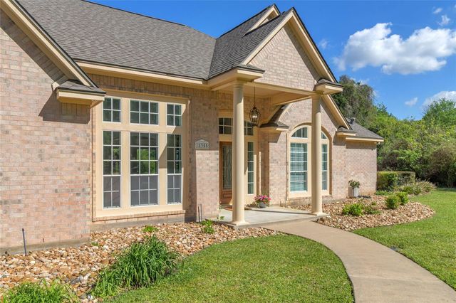 18355 Burkhardt Road, Tomball, TX 77377