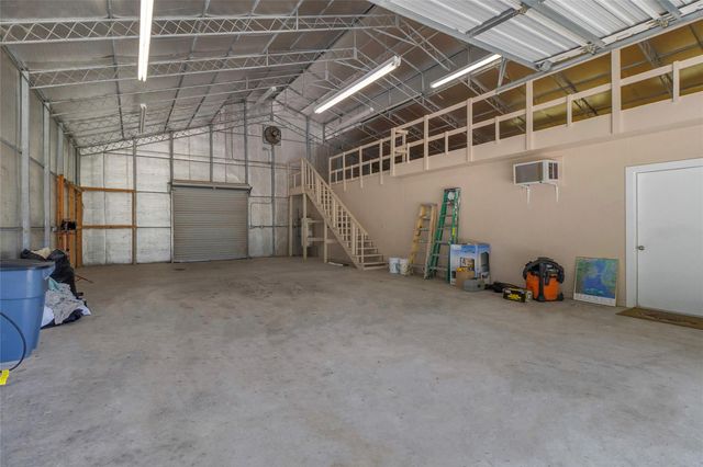 18355 Burkhardt Road, Tomball, TX 77377