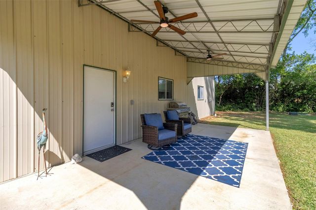 18355 Burkhardt Road, Tomball, TX 77377