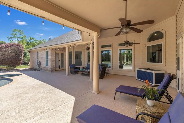 18355 Burkhardt Road, Tomball, TX 77377