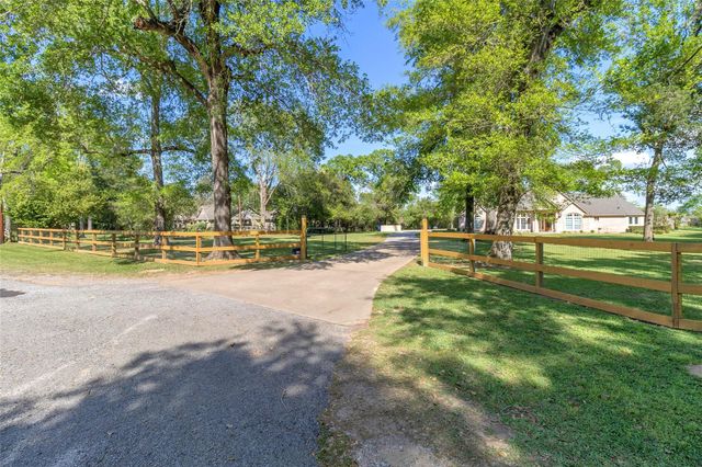 18355 Burkhardt Road, Tomball, TX 77377