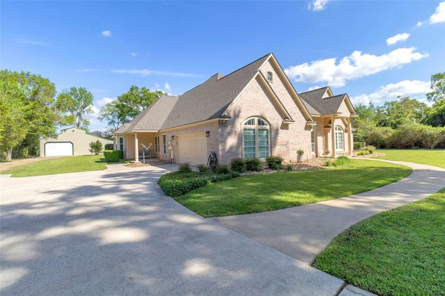 18355 Burkhardt Road, Tomball, TX 77377