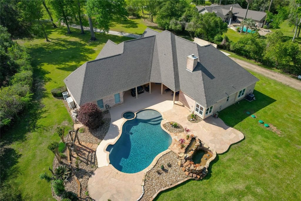 18355 Burkhardt Road, Tomball, TX 77377