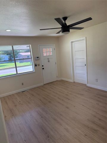 3928 S Agnew Place, Oklahoma City, OK 73119