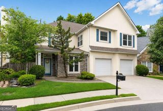 1366 Brookhaven Village Circle NE, Brookhaven, GA 30319