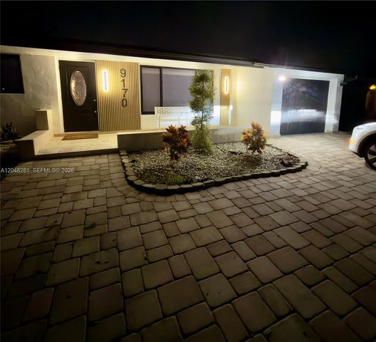 9170 NW 24th Place, Sunrise, FL 33322