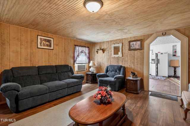 465 Mulberry Road, Greeneville, TN 37745