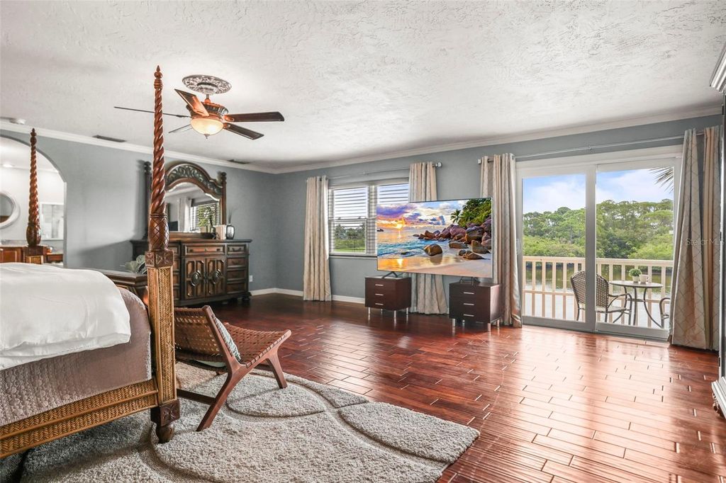 Image 26 of property listing at 412 ORCHID LANE, Palm Harbor, FL 34683