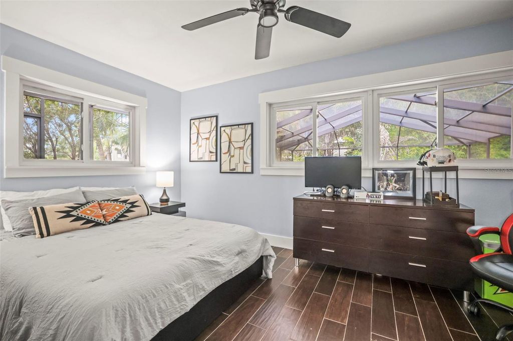 Image 35 of property listing at 412 ORCHID LANE, Palm Harbor, FL 34683