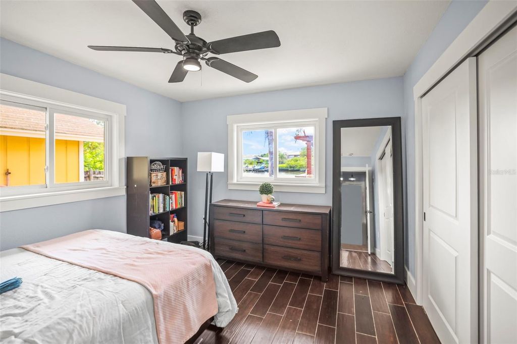 Image 38 of property listing at 412 ORCHID LANE, Palm Harbor, FL 34683