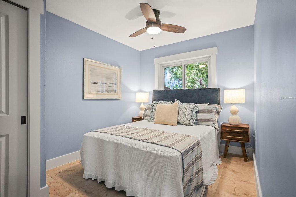 Image 40 of property listing at 412 ORCHID LANE, Palm Harbor, FL 34683