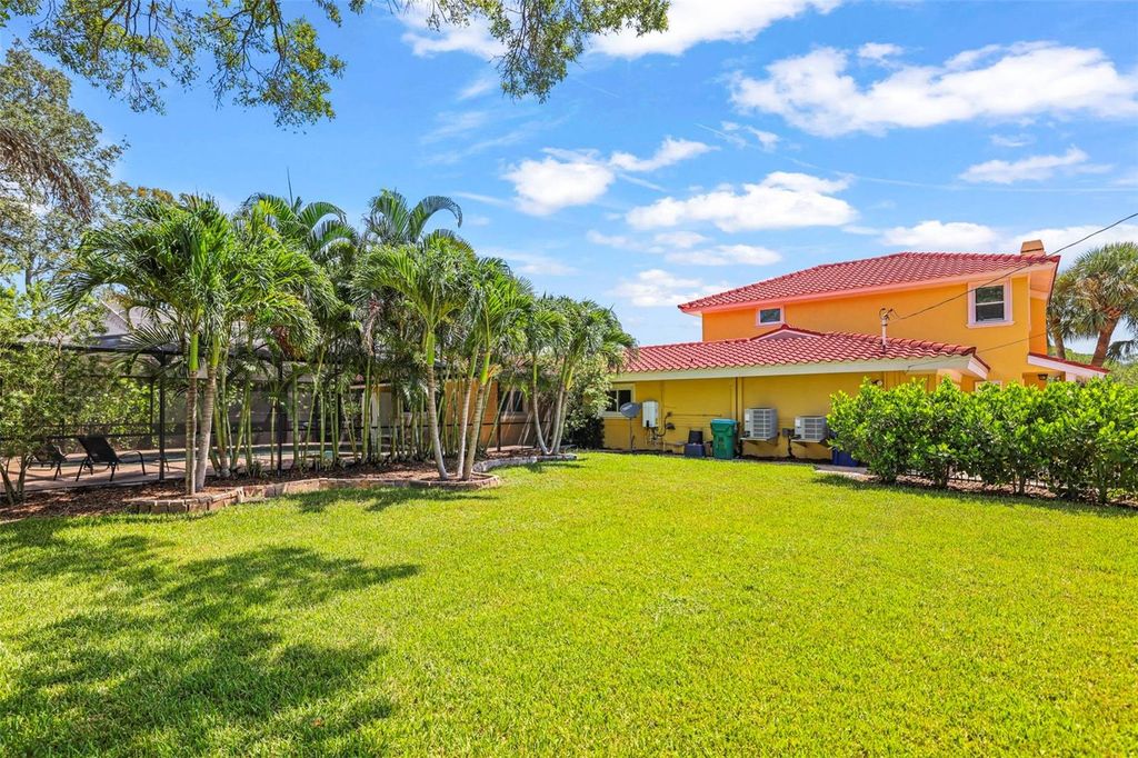 Image 62 of property listing at 412 ORCHID LANE, Palm Harbor, FL 34683