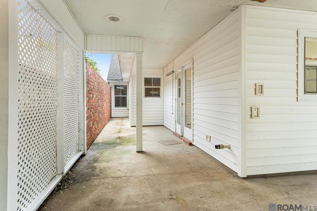 5129 Amberlyn Dr, Baton Rouge, LA 70820