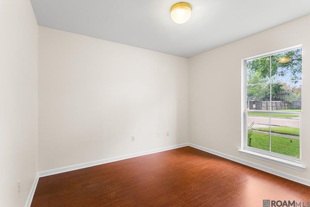 5129 Amberlyn Dr, Baton Rouge, LA 70820