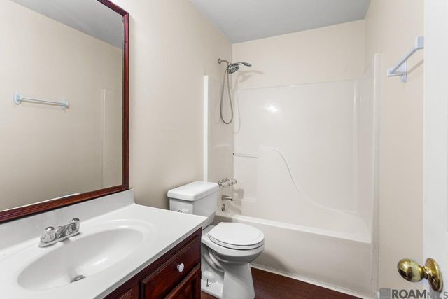 5129 Amberlyn Dr, Baton Rouge, LA 70820