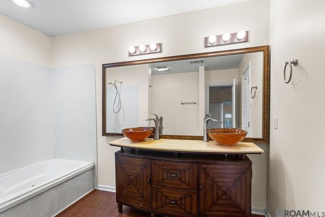 5129 Amberlyn Dr, Baton Rouge, LA 70820